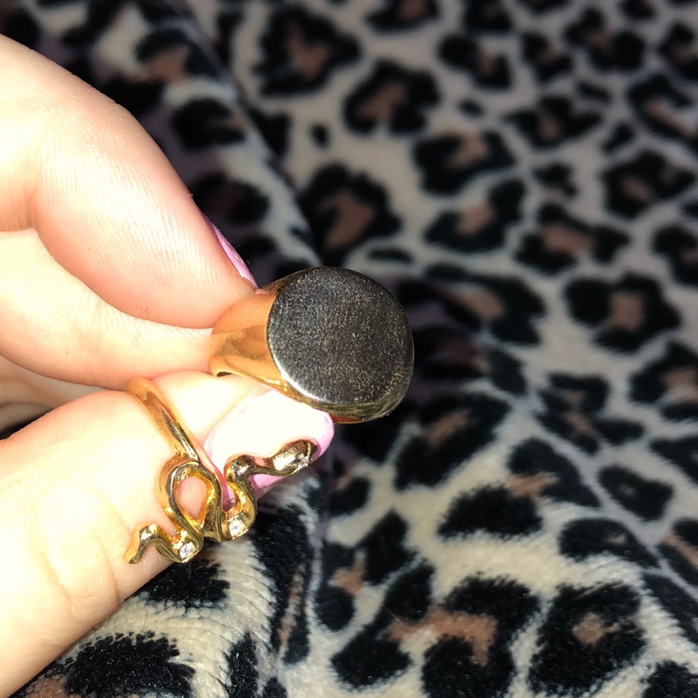 gold name plate ring
